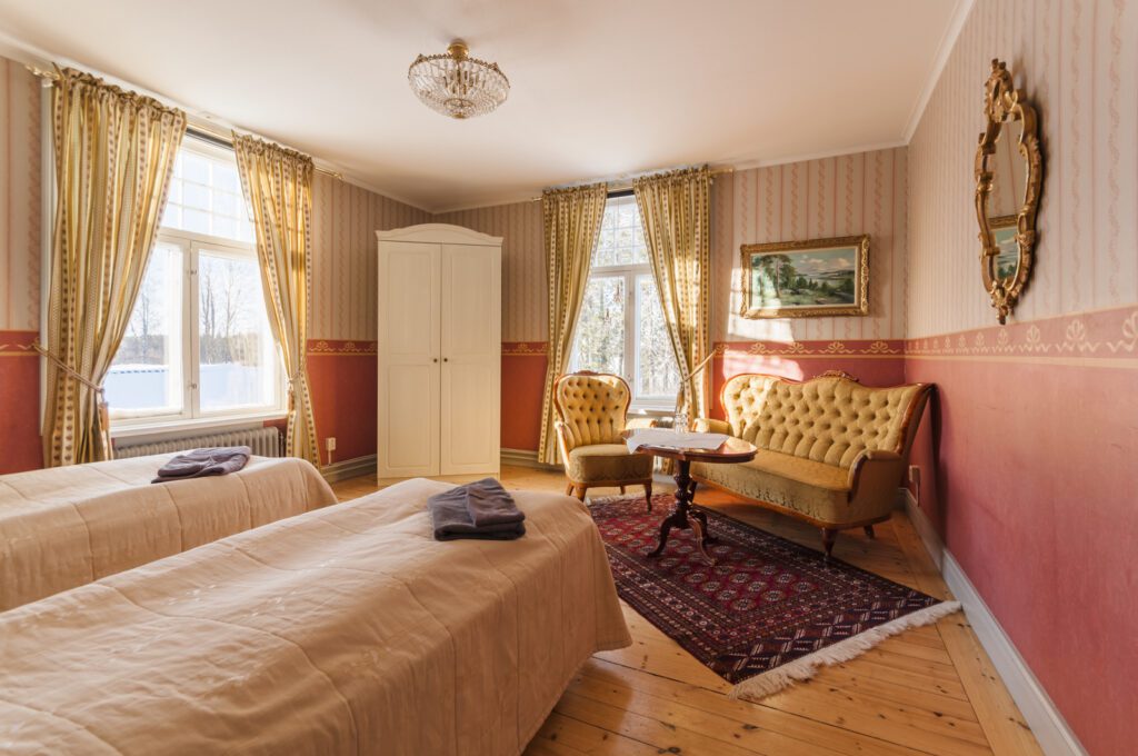 https://bothniancoastalroute.com/wp-content/uploads/2023/11/melderstein-interior-1024x680.jpg